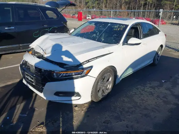 1HGCV1F56JA081929 2018 HONDA ACCORD - Image 2