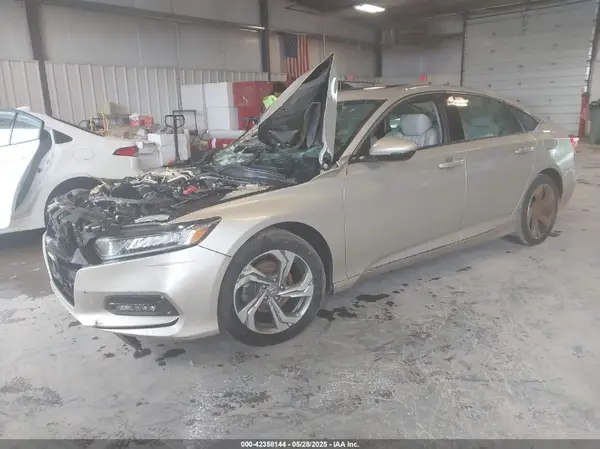 1HGCV1F56JA107929 2018 HONDA ACCORD - Image 2