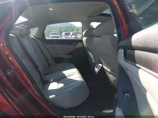 1HGCV1F56JA123564 2018 HONDA ACCORD - Image 8