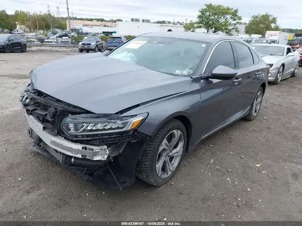 1HGCV1F56JA128957 2018 HONDA ACCORD - Image 2