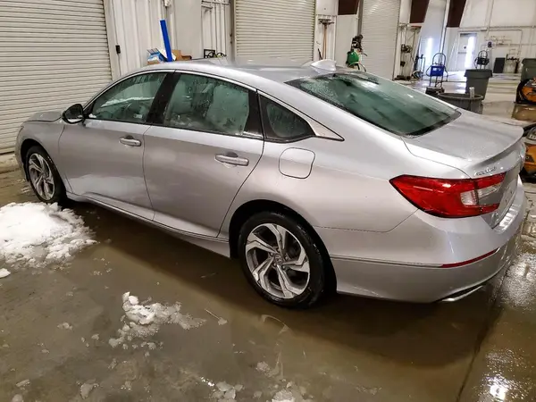 1HGCV1F56JA131826 2018 HONDA ACCORD - Image 2