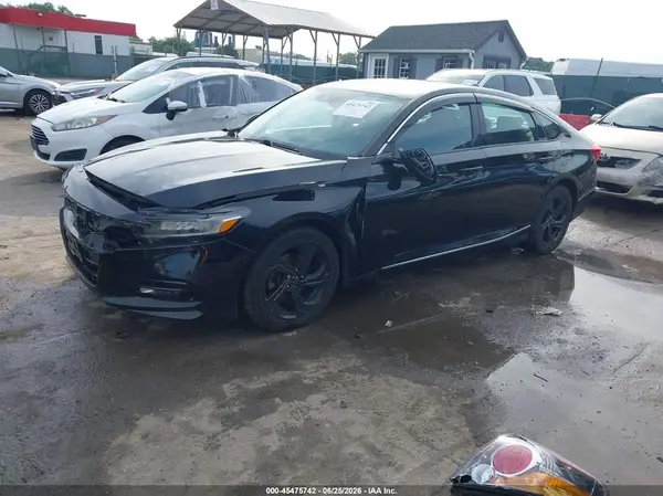1HGCV1F56JA135598 2018 HONDA ACCORD - Image 2