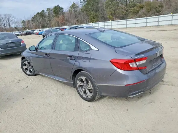 1HGCV1F56JA142647 2018 HONDA ACCORD - Image 2