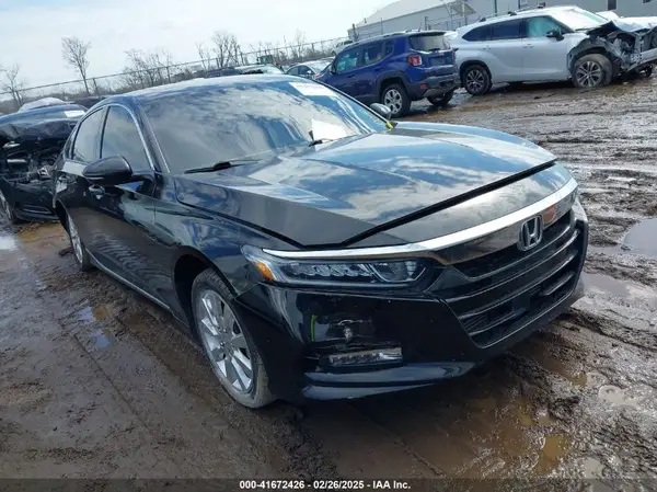 1HGCV1F56JA190438 2018 HONDA ACCORD - Image 1