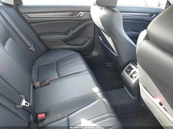 1HGCV1F56JA215032 2018 HONDA ACCORD - Image 8