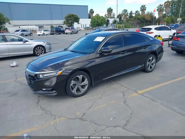 1HGCV1F56JA217086 2018 HONDA ACCORD - Image 2