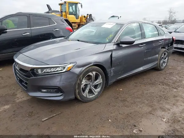 1HGCV1F56JA260942 2018 HONDA ACCORD - Image 2