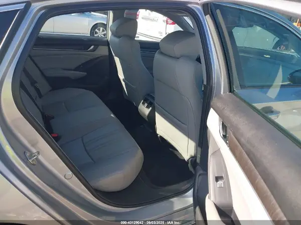 1HGCV1F56KA002681 2019 HONDA ACCORD - Image 8