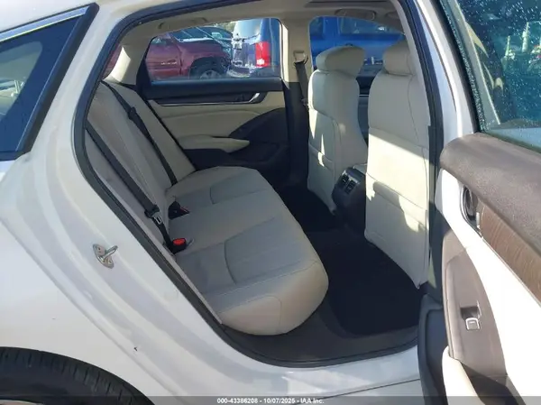 1HGCV1F56KA061987 2019 HONDA ACCORD - Image 8