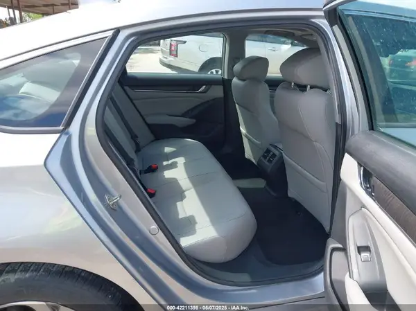 1HGCV1F56KA133836 2019 HONDA ACCORD - Image 8