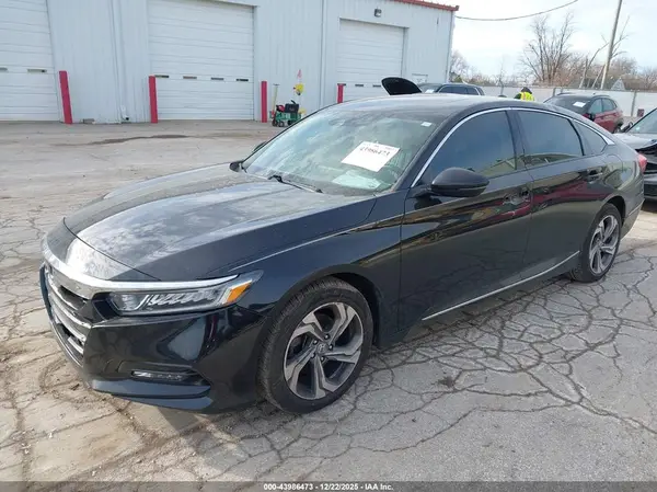 1HGCV1F56KA136588 2019 HONDA ACCORD - Image 2