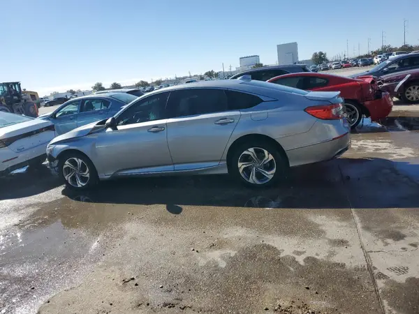1HGCV1F56LA133191 2020 HONDA ACCORD - Image 2