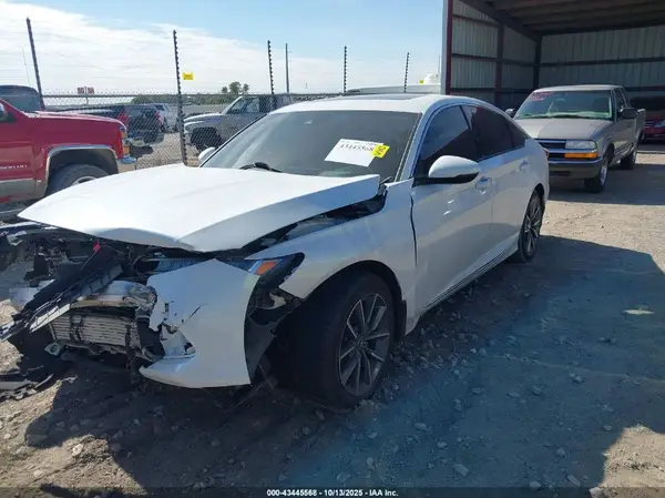 1HGCV1F56NA059256 2022 HONDA ACCORD - Image 2