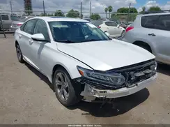 1HGCV1F57JA030696 2018 HONDA ACCORD