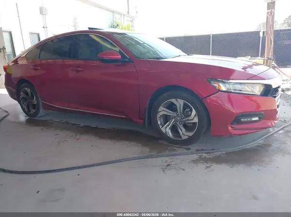 1HGCV1F57JA030827 2018 HONDA ACCORD - Image 1