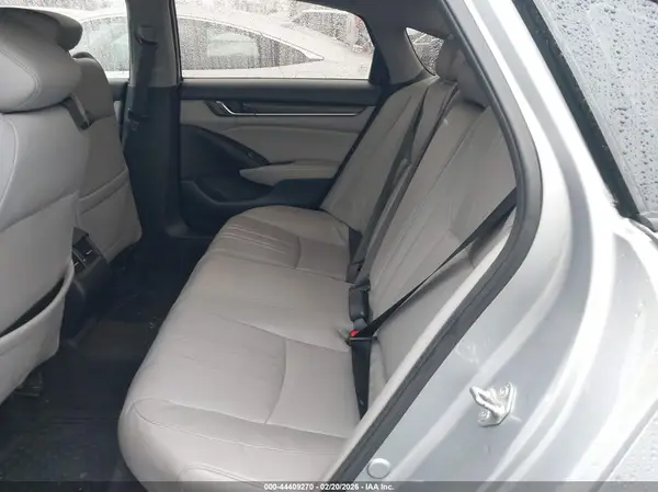 1HGCV1F57JA067814 2018 HONDA ACCORD - Image 8