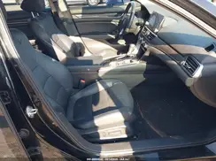 1HGCV1F57JA098075 2018 HONDA ACCORD