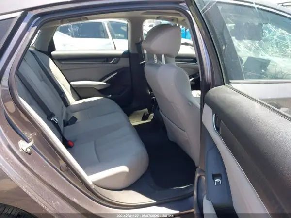1HGCV1F57JA111701 2018 HONDA ACCORD - Image 8