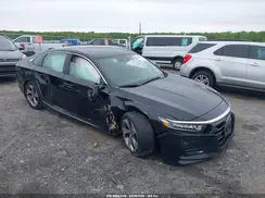 1HGCV1F57JA115764 2018 HONDA ACCORD