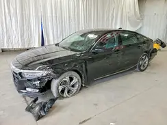 1HGCV1F57JA116803 2018 HONDA ACCORD
