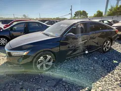 1HGCV1F57JA137392 2018 HONDA ACCORD