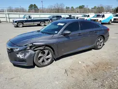 1HGCV1F57JA155052 2018 HONDA ACCORD