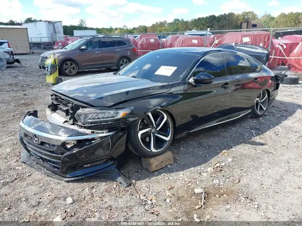 1HGCV1F57JA168884 2018 HONDA ACCORD - Image 2