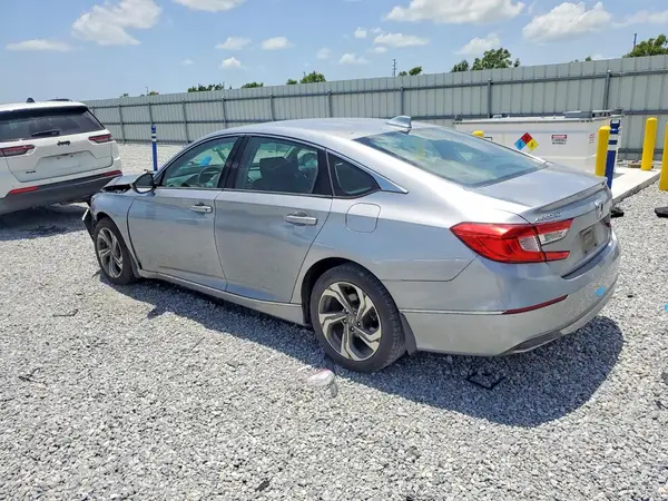 1HGCV1F57JA183899 2018 HONDA ACCORD - Image 2