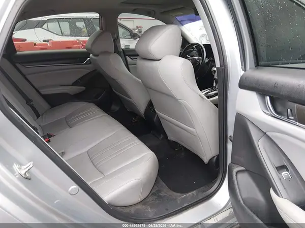 1HGCV1F57JA245849 2018 HONDA ACCORD - Image 8