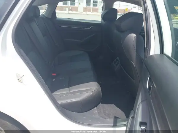 1HGCV1F57KA004052 2019 HONDA ACCORD - Image 8