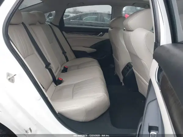 1HGCV1F57KA030697 2019 HONDA ACCORD - Image 8