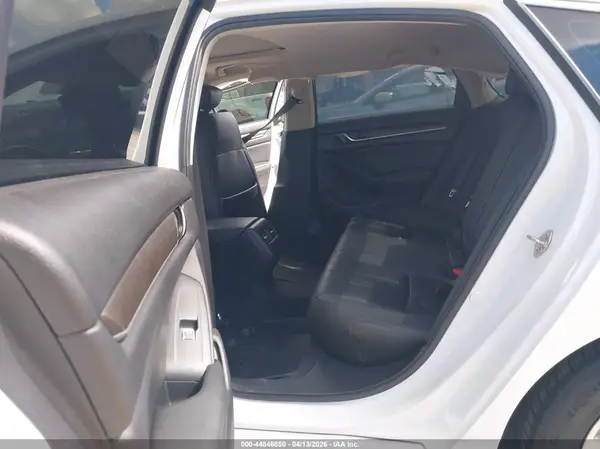 1HGCV1F57KA116818 2019 HONDA ACCORD - Image 8