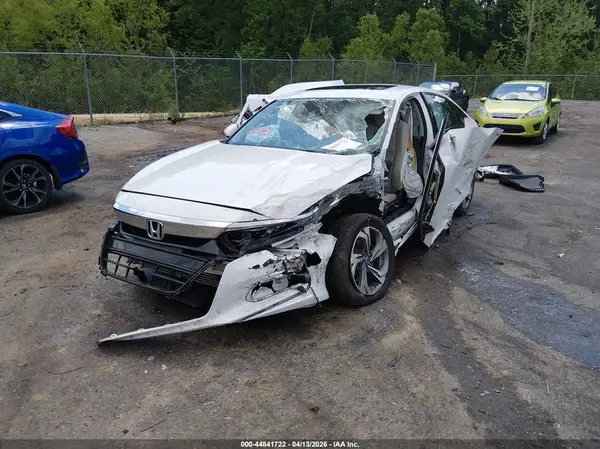 1HGCV1F57LA043242 2020 HONDA ACCORD - Image 2