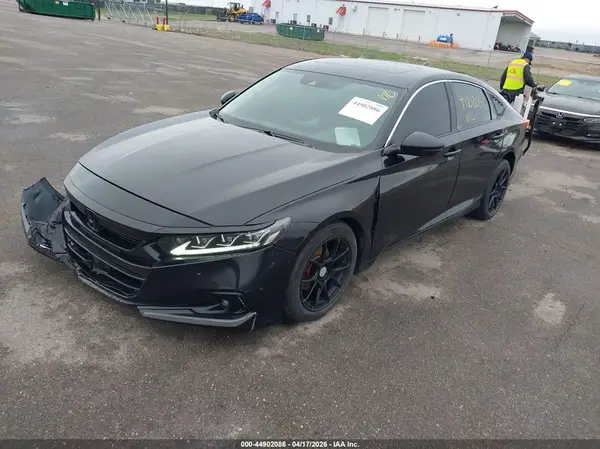 1HGCV1F57MA017063 2021 HONDA ACCORD - Image 2