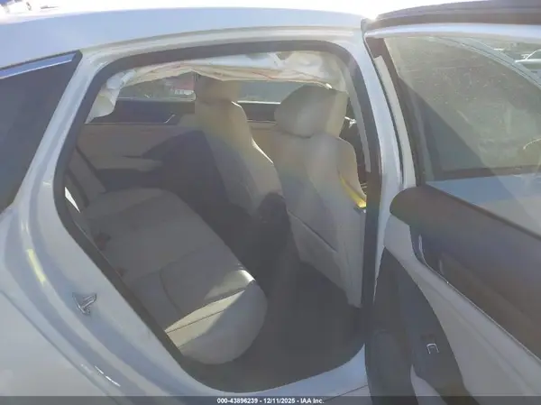 1HGCV1F57NA003553 2022 HONDA ACCORD - Image 8