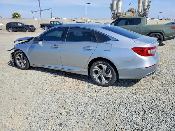 1HGCV1F58JA008612 2018 HONDA ACCORD - Image 2