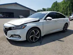 1HGCV1F58JA008688 2018 HONDA ACCORD