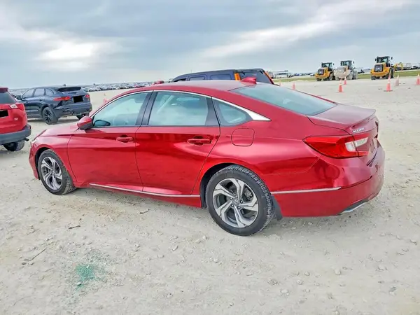 1HGCV1F58JA011381 2018 HONDA ACCORD - Image 2