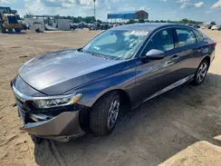 1HGCV1F58JA040251 2018 HONDA ACCORD