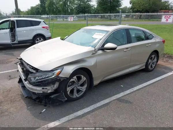 1HGCV1F58JA047135 2018 HONDA ACCORD - Image 2