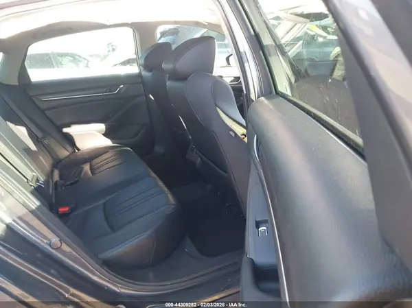 1HGCV1F58JA070642 2018 HONDA ACCORD - Image 8