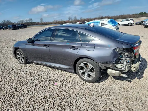 1HGCV1F58JA070673 2018 HONDA ACCORD - Image 2