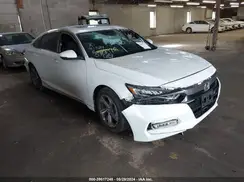 1HGCV1F58JA079700 2018 HONDA ACCORD