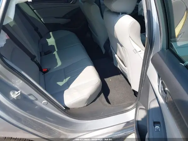 1HGCV1F58JA081107 2018 HONDA ACCORD - Image 8