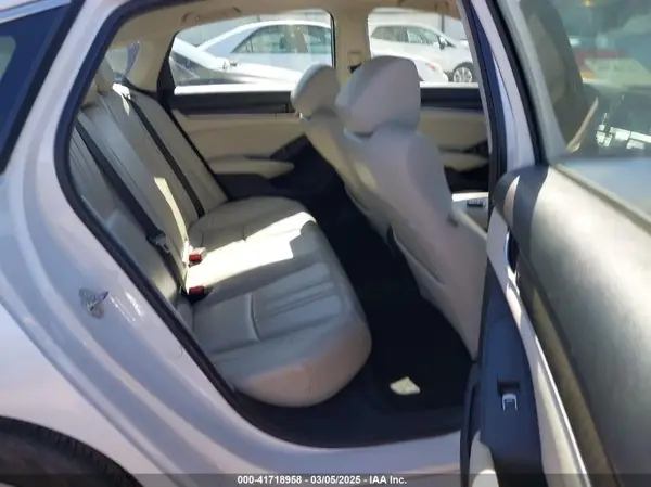 1HGCV1F58JA125347 2018 HONDA ACCORD - Image 8