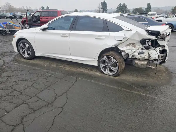 1HGCV1F58JA128362 2018 HONDA ACCORD - Image 2