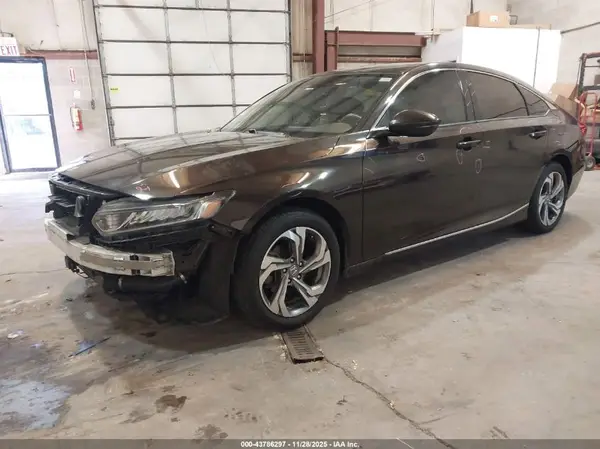 1HGCV1F58JA142245 2018 HONDA ACCORD - Image 2