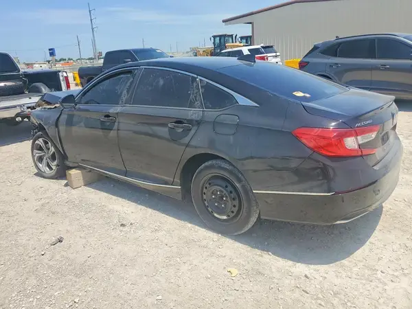 1HGCV1F58JA150944 2018 HONDA ACCORD - Image 2