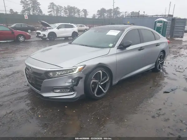 1HGCV1F58JA155111 2018 HONDA ACCORD - Image 2