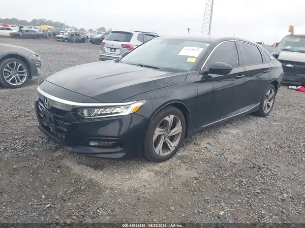 1HGCV1F58JA161281 2018 HONDA ACCORD - Image 2